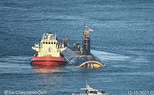 不在南海？！他從美軍報告的蛛絲馬跡發現 康乃狄克號撞海山地點可能是這…