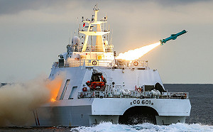 海空聯合制海操演》海巡「平戰轉換」展雄風 海空「仿真實戰」聯合打擊