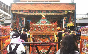 拱天宮不忍了！駁白沙屯媽祖進香騙香油錢 已至警局備案