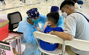 新加坡XBB感染率12歲以下最低！陳秀熙：兒童免疫保護學習效果大於成人