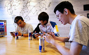 Red Bull X《傳說對決》聯手快閃！限量好禮降落超商