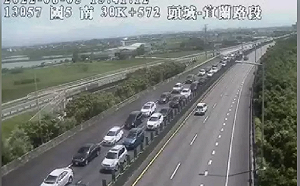 時速僅10公里！端午節收假國5雪隧前紫爆回堵