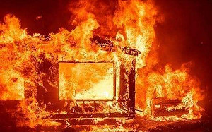 孟加拉貨櫃場爆炸 大火連燒2天 至少49死 包含9消防員