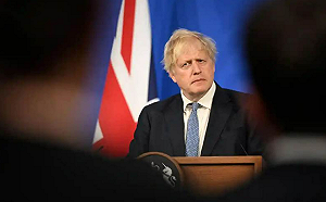 強生承認曾與前俄羅斯KGB特工單獨會面 在野黨痛批 : 危害國家安全