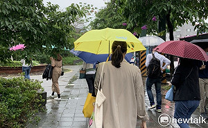 西部16縣市大雨特報！專家公布「滯留鋒面」遠離時間