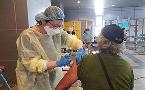 屏縣新增3369例  5-11歲疫苗間隔縮為4至8週