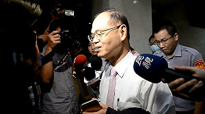 兆豐金董座徐光曦訊後請回 蔡友才限制出境