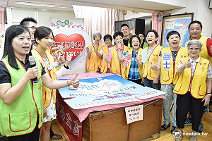 歡慶30周年！創世搬出首張「衣櫃」病床
