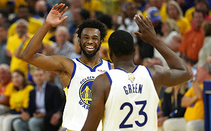 威金斯攻防一體砍26分　率勇士聽牌