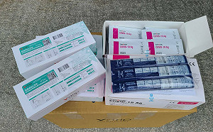 藍營指控「內鬼提供快篩掮客資訊」！食藥署秀文件自清