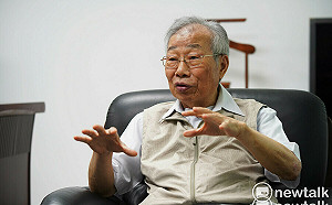 桃園市長選舉》桃園藍綠白三腳督大開空降之門？ 黃金春嘆：在地又不是沒人才