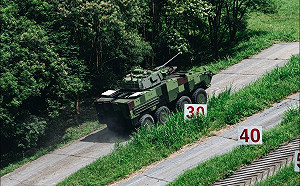 產線大公開！國造CM34輪型30公厘鏈砲戰鬥車 厲害在這裡…