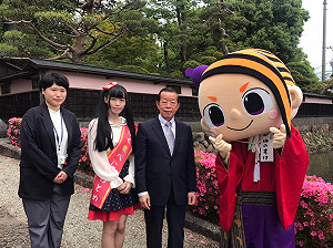 訪山形縣會台灣打工女孩 謝長廷打氣：國境漸開放了