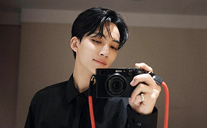 SEVENTEEN淨漢「手肘劇痛」開刀！經紀公司：打石膏參與演唱會