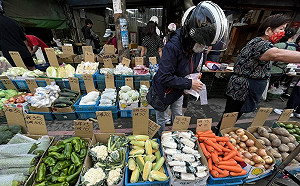 全球通膨襲來 央行：台日韓食物類上漲衝擊物價最大