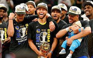 Kerr：這是Curry生涯迄今最高成就