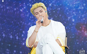 團體活動剛中斷！防彈隊長RM驚爆婚訊？經紀公司駁：毫無根據