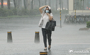 快訊》午後雷雨來了！8縣市大雨特報 氣象局：慎防雷擊強陣風