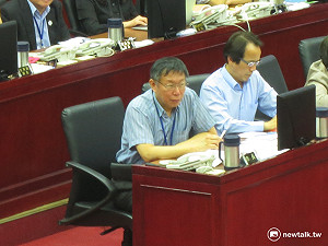 北市府：柯文哲本週將批准楊芳玲辭案