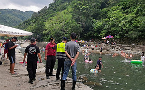 新北觀旅局提醒：夏日戲水快樂玩 遵守規定保平安