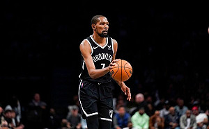 太陽在KD爭奪戰領跑　Ayton成籌碼