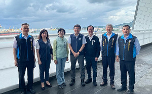 港務公司過年送大禮 港埠業務費調漲10％明年元月實施