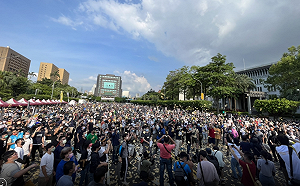 挺機車平權！時力斥交通政策亂七八糟「一群混蛋」