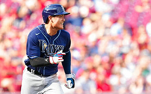 張育成轉隊首先發 慘吞2K沒安打