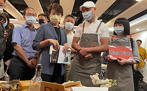 陳時中稱自由業惹議 黃珊珊：不是隨便自由