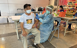 屏縣新增759例 開放50歲以上民眾施打第4劑