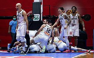 玻璃心碎 雪崩式55秒發生什麼事?