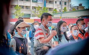 黃健庭諷苗縣長提名消耗很多「防彈背心」 鍾東錦批黨中央砲打自己人