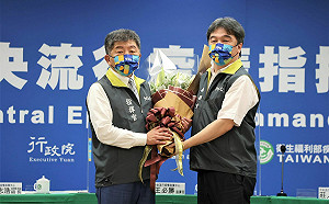 王必勝批徐巧芯 被酸「有小三被拍到很生氣」 陳時中：沒必要無限上綱 