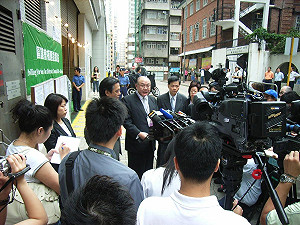 退休法官胡國興  率先宣布參選香港特首