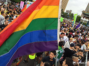 同志遊行爭平權 朝野主張修《民法》解決