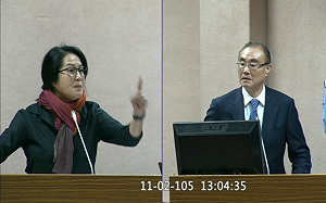 馮世寬：說中華民國不正常的人才不正常