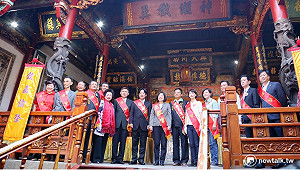 蔡英文贈大天后宮匾額  強調做好事媽祖會保佑