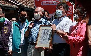 酸柯文哲 陳時中：不是你智商高  這輩子就飛黃騰達