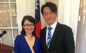 赴美演講同框蕭美琴 陳柏惟大喊：「台灣加油！」