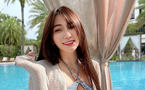 「成人版妙麗」現蹤七星潭！徐恩E級美胸炸出超深事業線