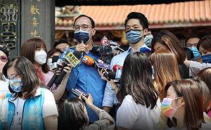 侯友宜脫黨選2024？朱立倫：柯文哲預測從來不準