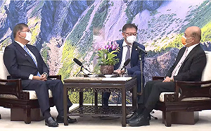 石破茂意外祝「生日快樂」 蘇揆：10年前我也沒帶生日禮