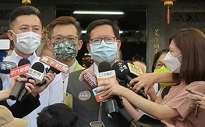 若無林智堅民調資料 余正煌論文無基礎 鄭文燦：不能前面感謝、後面拆橋