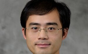 量子力學重大突破！美學者發現非厄米系統與空間彎曲為一體兩面