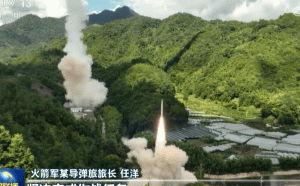 共軍飛彈穿越台灣領空竟未發警報 他批：「切香腸式」公布訊息 將失信任