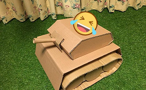 他特製貓牌坦克車！網看尺寸卻笑歪