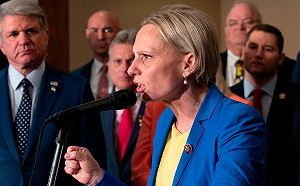 確定她是烏克蘭出生的？美眾議員多次批澤連斯基 黨籍議員：瓷器店裡的牛!