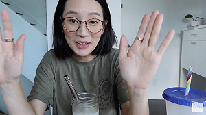 YouTuber Kelly宣布懷孕！表情符號暗示網友超驚喜