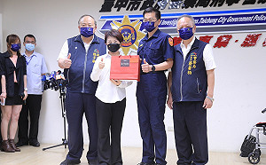 盧秀燕腳傷出院 嚴厲譴責中國對台軍演