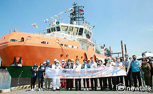 玉豐海洋科儀向陽山號轉籍台灣  黃偉哲賀風場作業再添生力軍